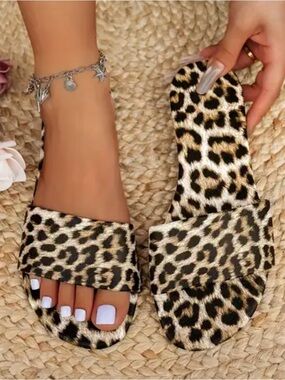 Weeboo Leopard Print Jelly Slide Sandals - Women